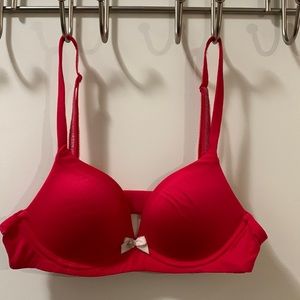 Body by Victoria - Victoria’s Secret No-wire Bra, Red